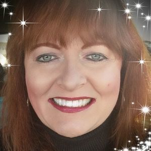 Meet your Posher, Debra